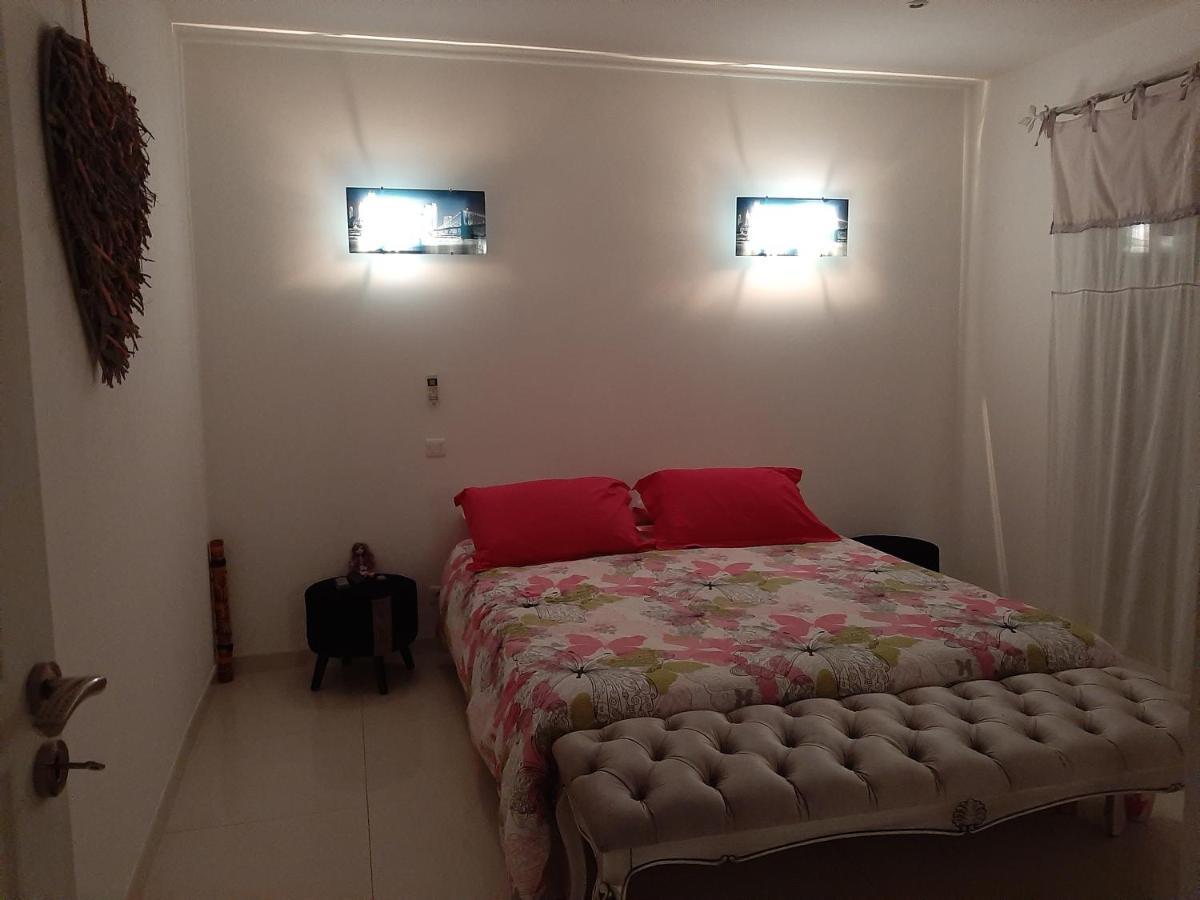 Les Collines D'Ugernum Bed & Breakfast Beaucaire  Eksteriør bilde