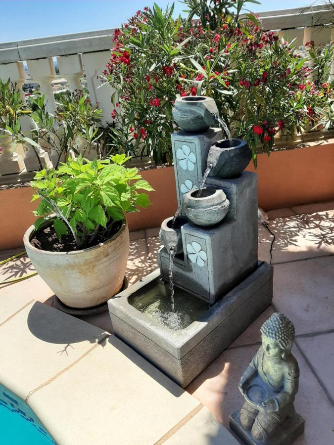 Les Collines D'Ugernum Bed & Breakfast Beaucaire  Eksteriør bilde