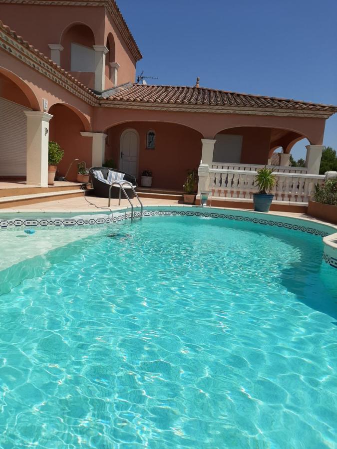 Les Collines D'Ugernum Bed & Breakfast Beaucaire  Eksteriør bilde