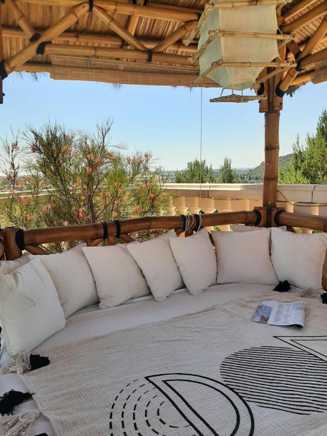 Les Collines D'Ugernum Bed & Breakfast Beaucaire  Eksteriør bilde